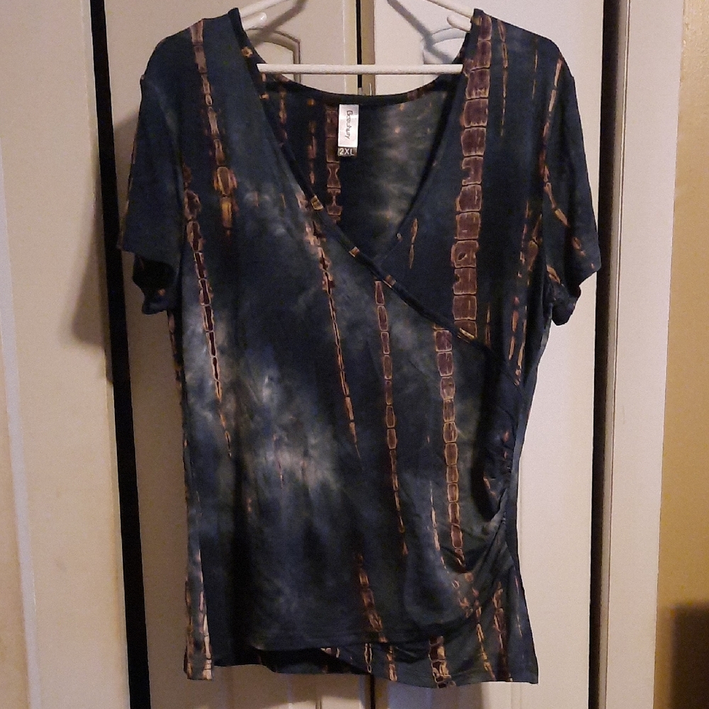 Surplice Women's Tee in Navy Tie-Dye with Rust Stripe Detail